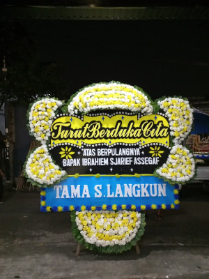 Papan Bunga Duka di 13 Ulu