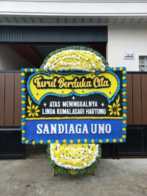 Papan Bunga Duka di 13 Ulu