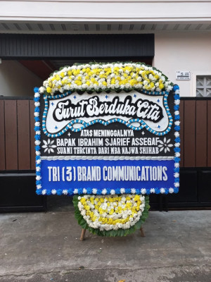 Papan Bunga Duka di 13 Ulu
